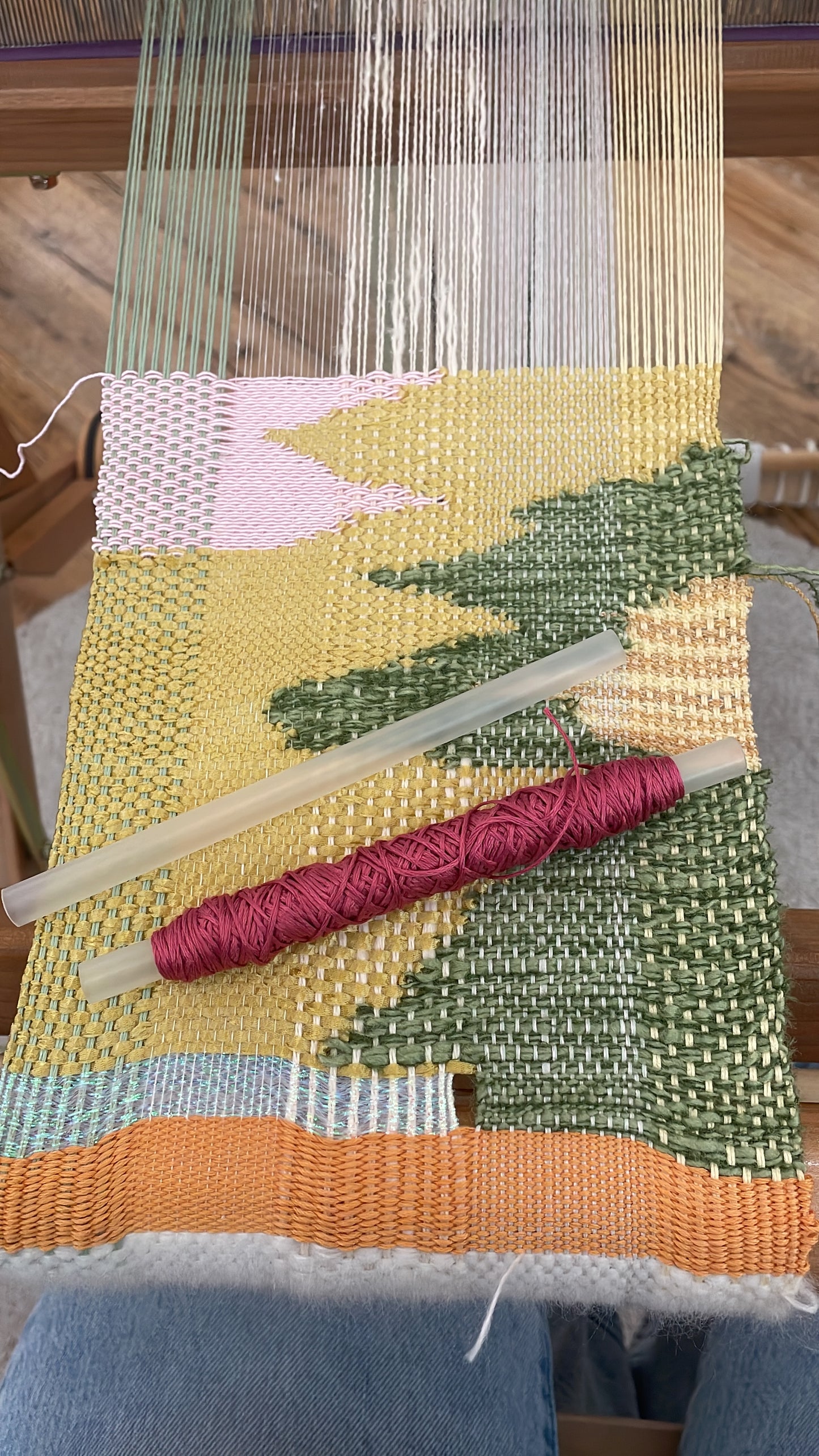 LINA CELIS | Roots in Weaving: An Introduction to Tote