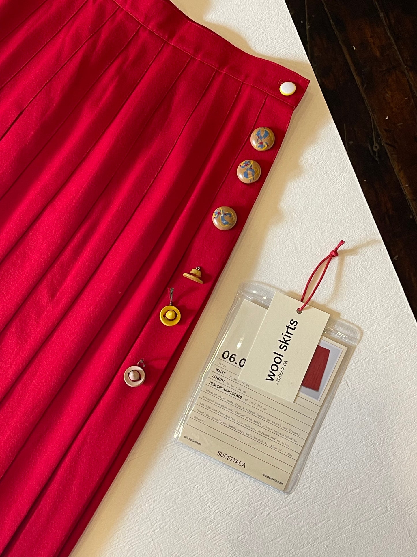 BUTTON EDIT | Ana Maria Brillembourg