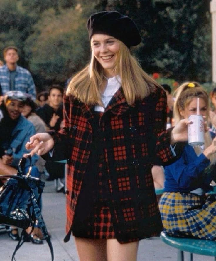 THE FASHION OF CLUELESS | A conversation with Mona May